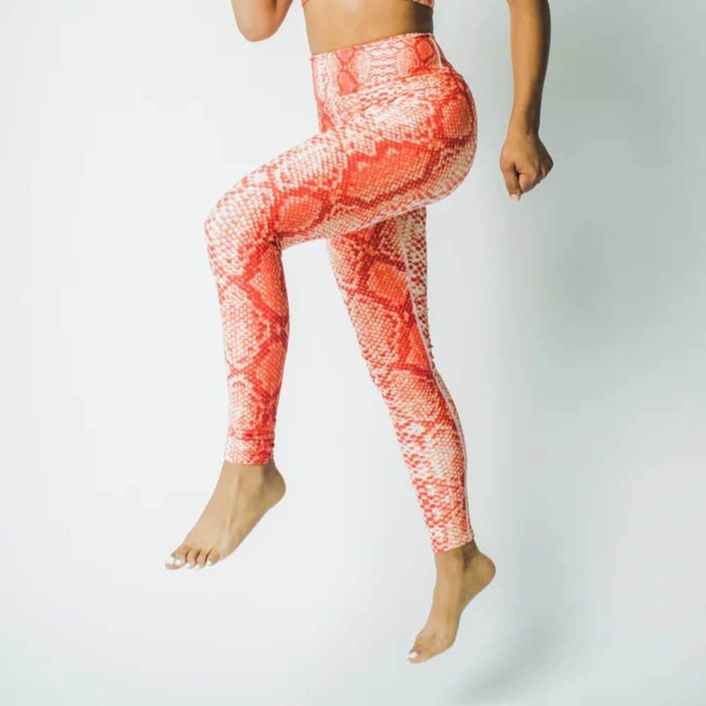 Zoezi Sport Orange Snake Print High Waisted Workout Leggings - L